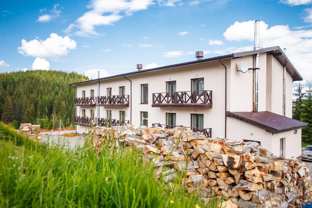 Skilandhouse Yablunytsya Exterior photo