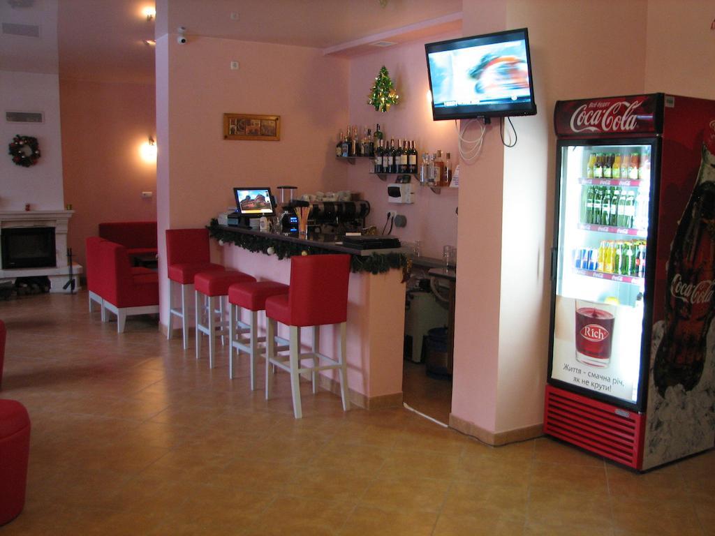 Skilandhouse Yablunytsya Exterior photo
